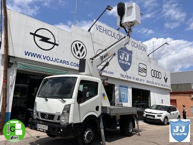 NISSAN NT400 35 3.0DCI PLATAFORMA ELEVADORA 