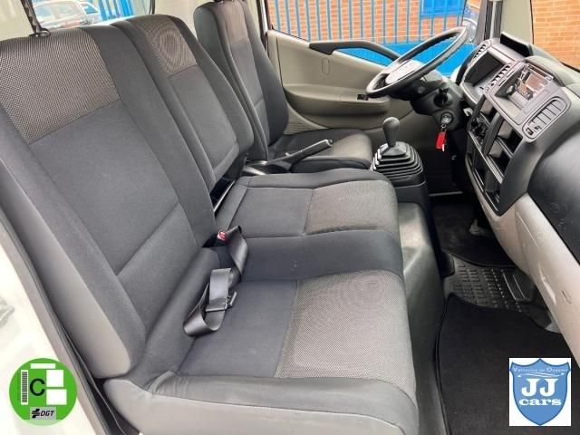 NISSAN NT400 35 3.0DCI PLATAFORMA ELEVADORA 