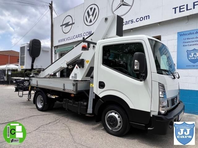 NISSAN NT400 35 3.0DCI PLATAFORMA ELEVADORA 