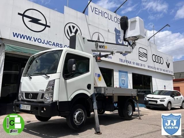 NISSAN NT400 35 3.0DCI PLATAFORMA ELEVADORA 