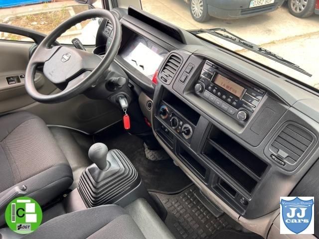 NISSAN NT400 35 3.0DCI PLATAFORMA ELEVADORA 