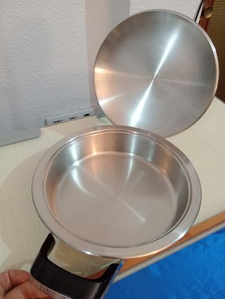 OLLA AMC,DIAM. 23,5 C. ALTA 6 C. CABE 1,300 LITROS