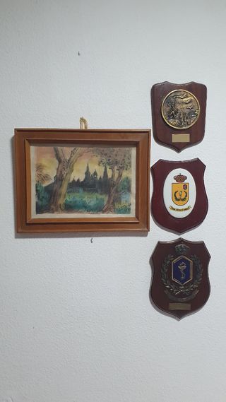 Lote 3 Metopas y Cuadro Antiguo