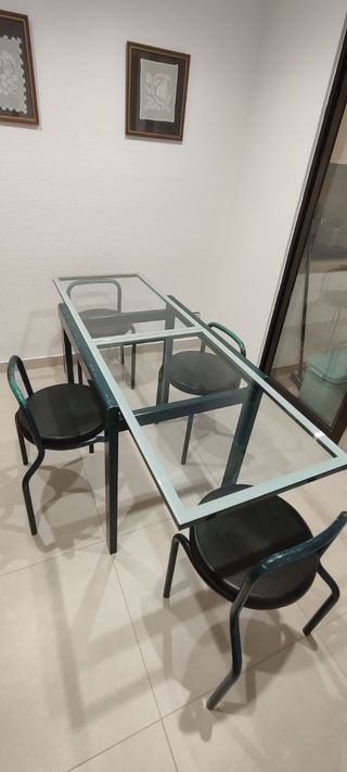 Mesa cocina extensible con 4 sillas a conjunto