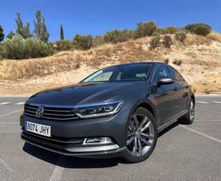 Volkswagen Passat 2015 1.8 TSI Sport