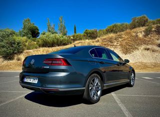 Volkswagen Passat 2015 1.8 TSI Sport