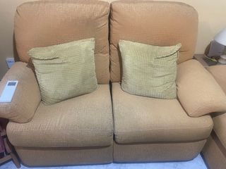Sofá relax beige 2 plazas