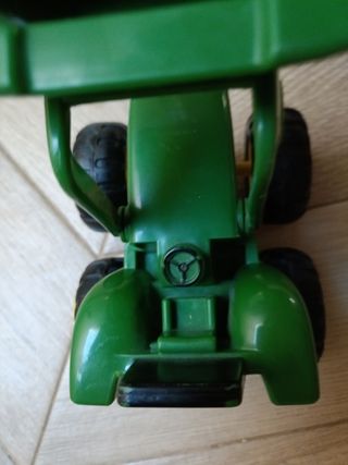 Tractor John Deere con pala
