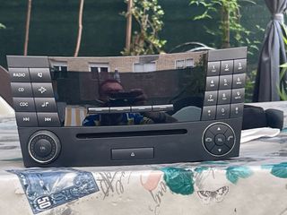 Mercedes Audio 20 CD - Radio MF2311