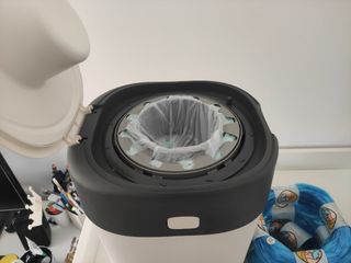 Papelera pañales Tommee Tippee + recambios