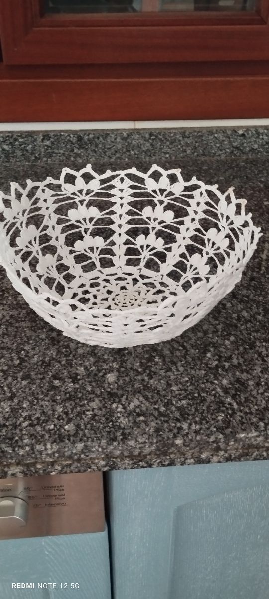 Panera de crochet blanco