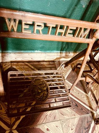 Máquina coser Wertheim vintage