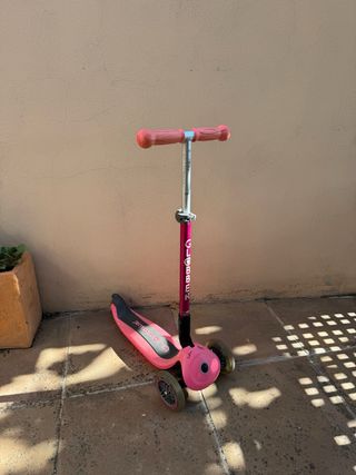 Patinete Globber infantil rosa