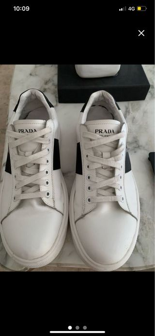 Zapatillas Prada blancas