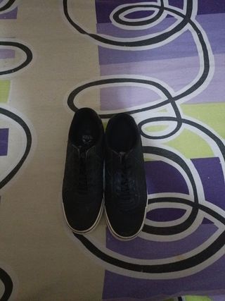 Zapatillas negras fútbol sala