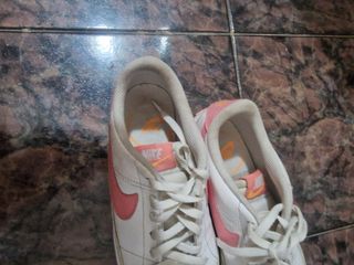 Nike Scarpe Rosa e Bianche 36