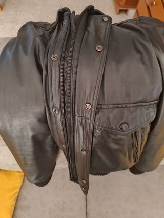 Cazadora cuero Mango vintage