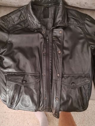 Cazadora cuero Mango vintage