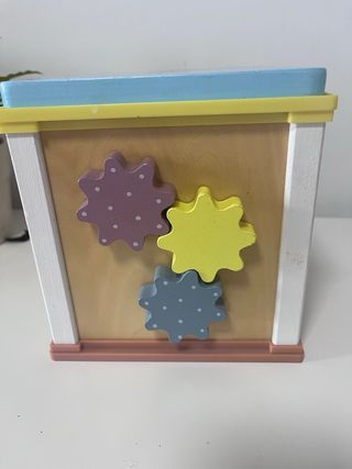 Cubo actividades Eurekakids bebé