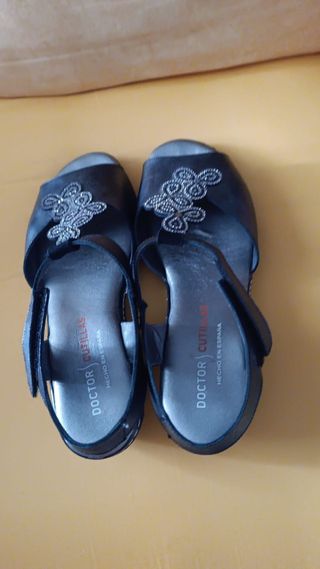 Sandalias Doctor Cutillas negras