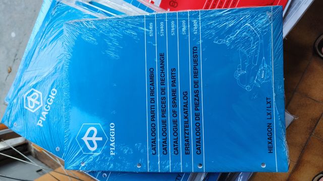 Catalogo Ricambi Piaggio Hexagon LX/LXT