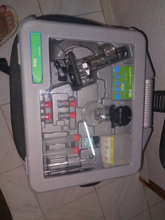 Microscopio principiante Hoy ideal de 3 a 12 años.