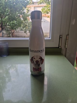 Botella de agua en acero inoxidable