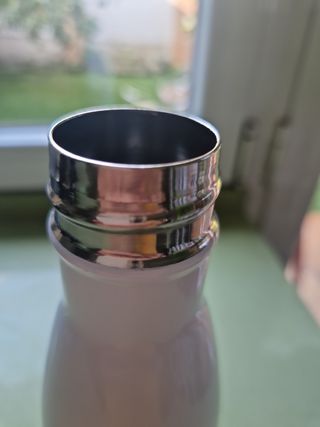 Botella de agua en acero inoxidable