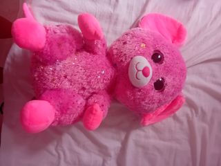 Peluche ratón rosa brillante