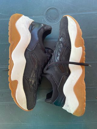 Sneakers Breshka nere - COME NUOVE