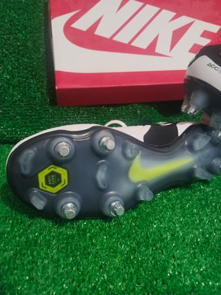 Botas Nike Tiempo 9 niño