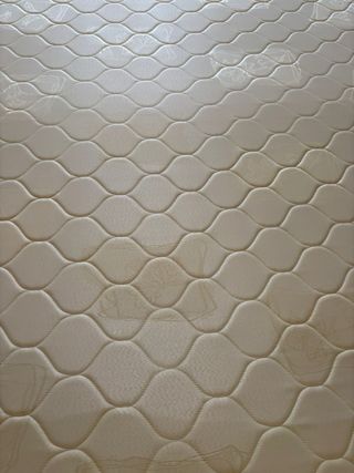 Base tapizada cama matrimonio - Perfecto estado