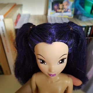 Bambola Witch Hay Lin