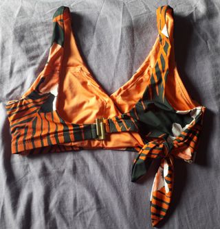 Bikini 3 piezas, 2 tops y 1 braga  M