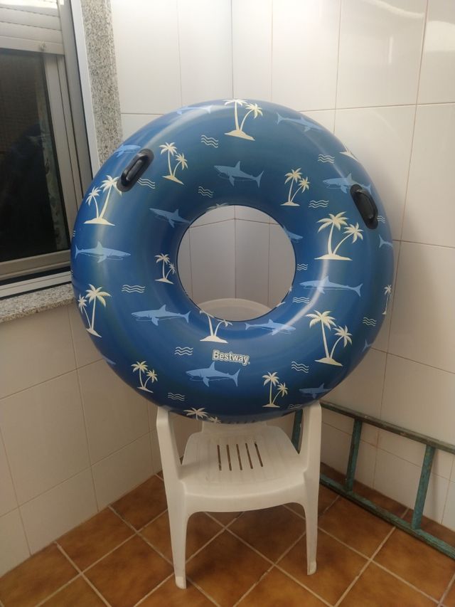 Flotador Bestway tiburones, hinchable