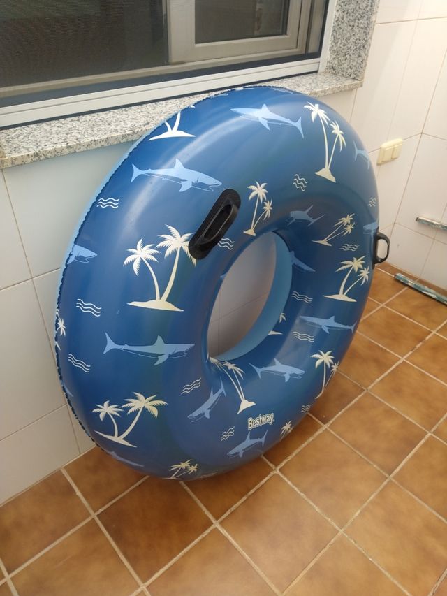 Flotador Bestway tiburones, hinchable
