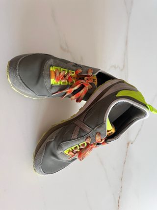 Zapatillas Munich - Gris Oliva talla 45