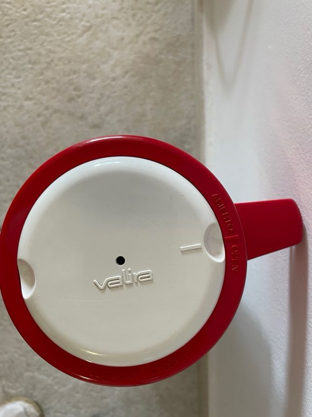 Termo Valira rojo y blanco