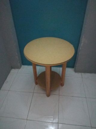 Mesa de centro redonda - madera y cristal 50x50


