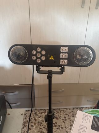 Altavoces autoamplificados alquiler para eventos