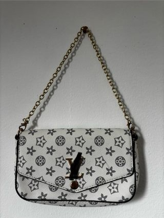 Bolso bandolera blanco y negro