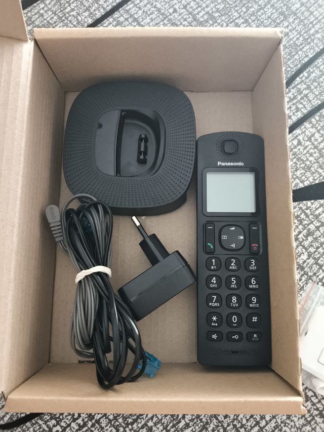 Teléfono Panasonic KX-TG6811