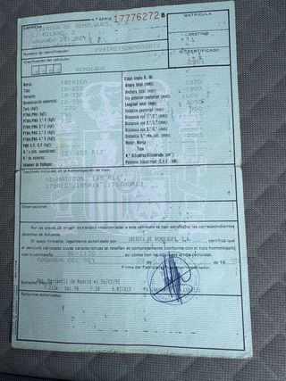 Remolque cerrado