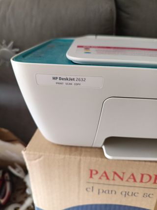 Impresora HP DeskJet 2632 - Azul y Blanca