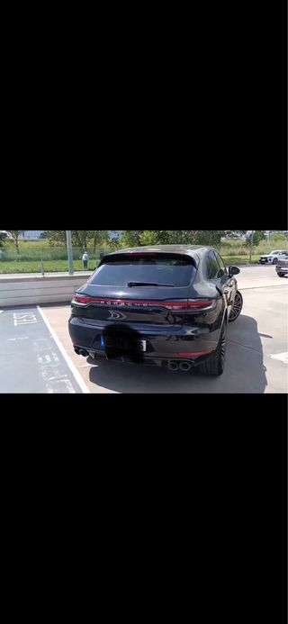 Porsche Macan S