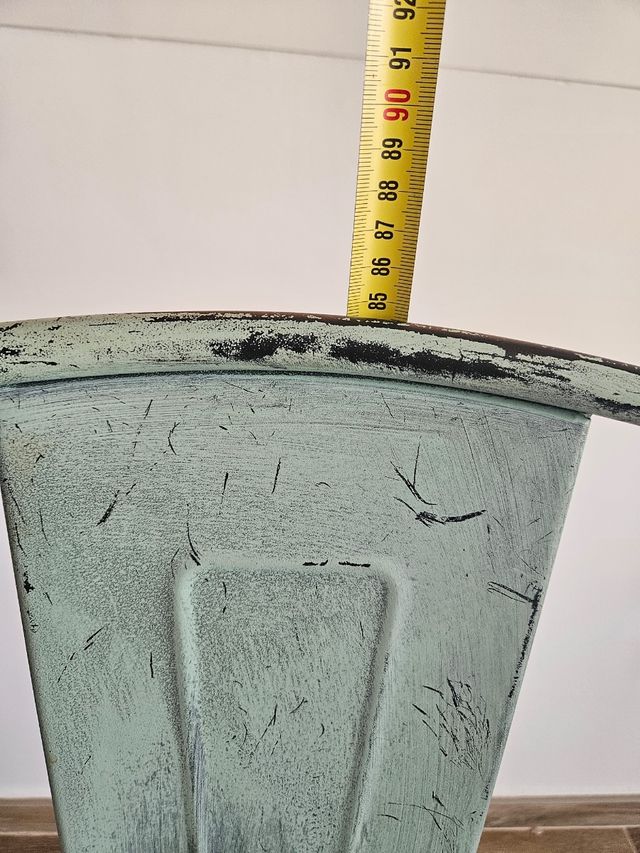 Silla vintage metal verde,  como nueva.