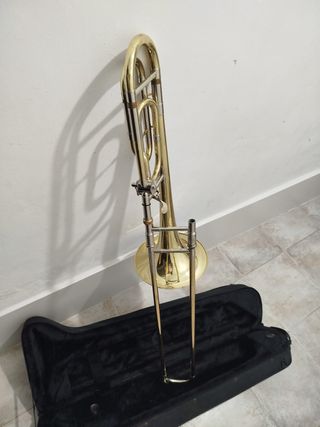 Trombón bajo Sib/Fa