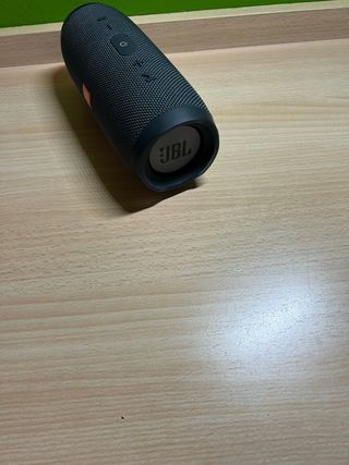 Altavoz JBL Essential 2 Negro con funda nuevo.