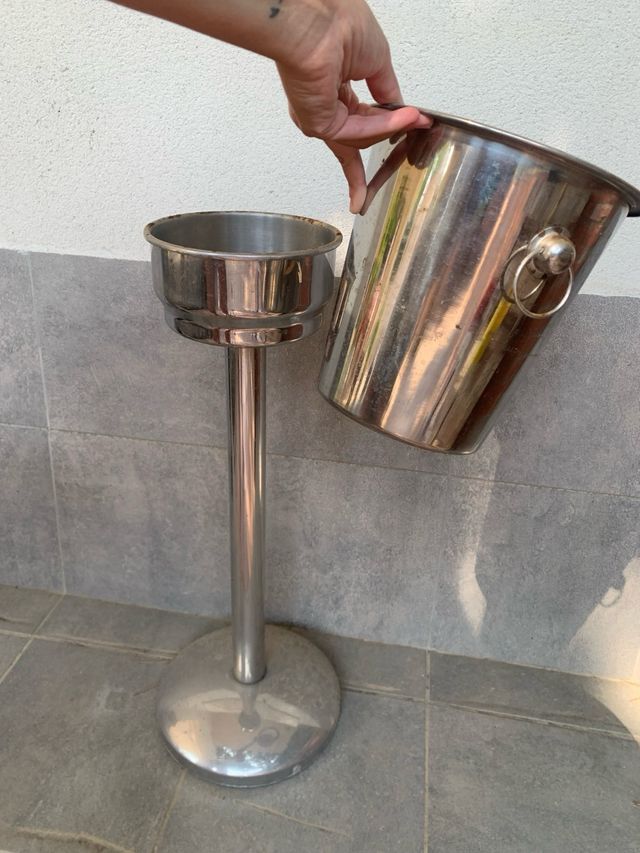 Secchio in acciaio inossidabile - Refrigeratore con supporto