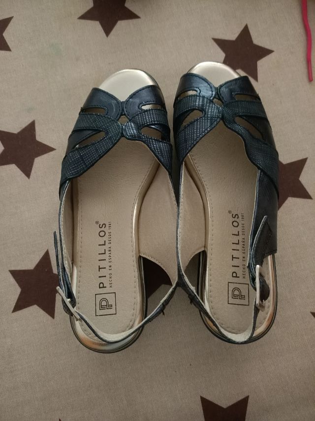 Sandali neri Pitillos